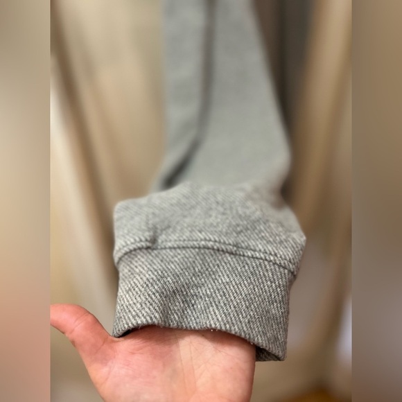 ⚫️ BOGO Faherty grey sweatpants size XXL comfortable for lounging or working out - Picture 2 of 7